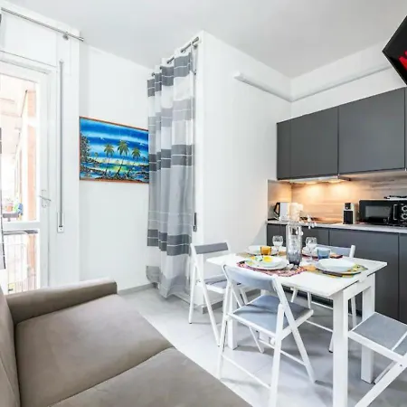La Di Tommy Con Parcheggio Privato Apartment *